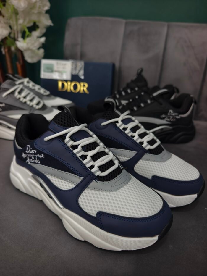 Dior B22 – Image 1